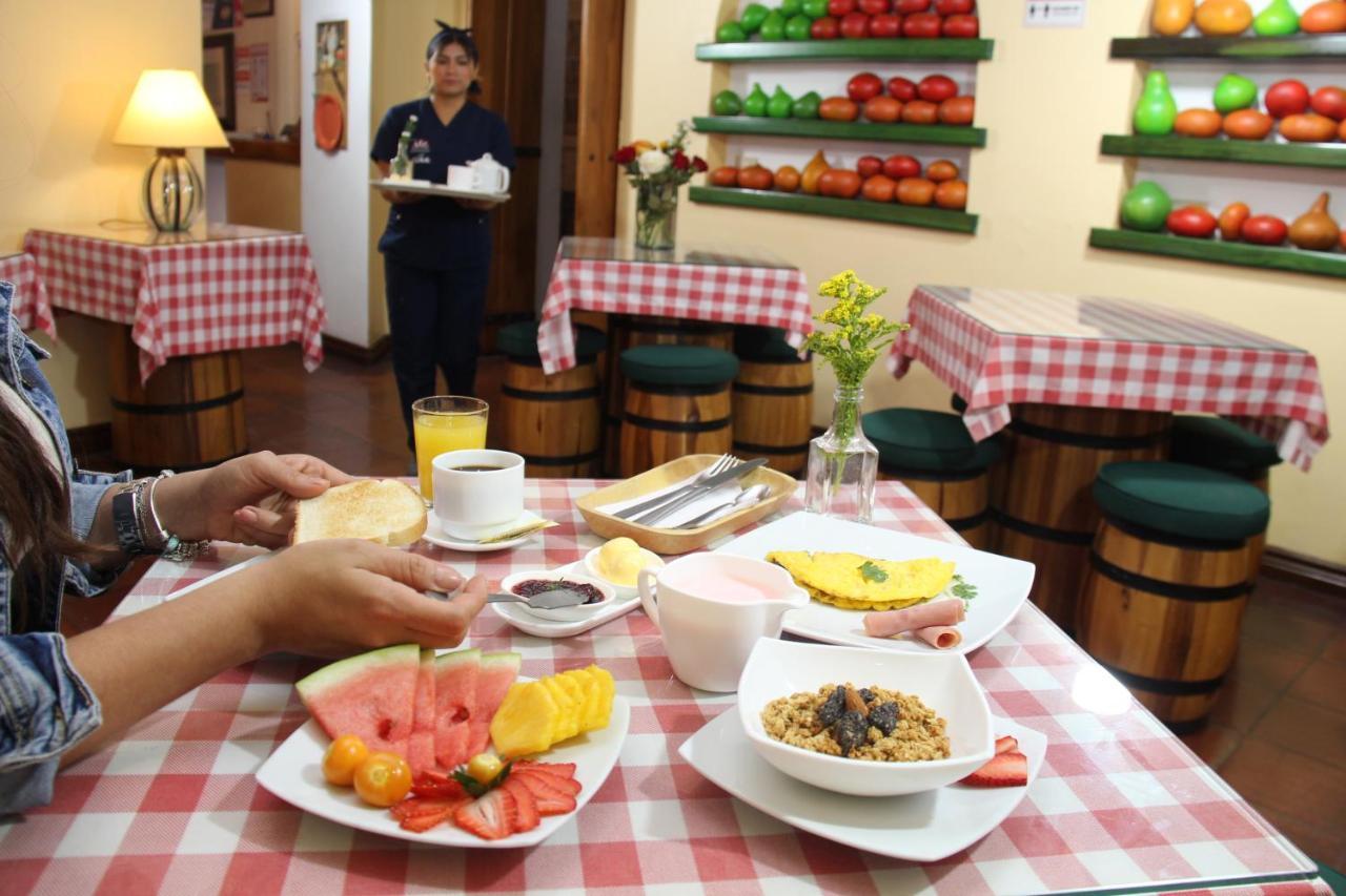 Hotel Vieja Cuba Quito Eksteriør bilde